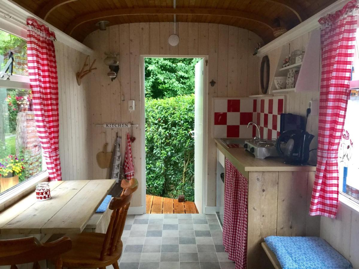 De Akker, Unieke Overnachting In Pipowagens! Ommeren Экстерьер фото