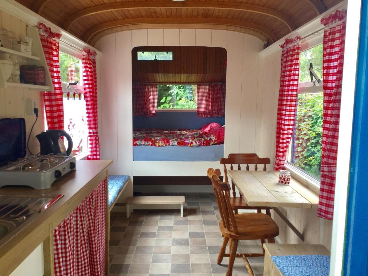 De Akker, Unieke Overnachting In Pipowagens! Ommeren Экстерьер фото